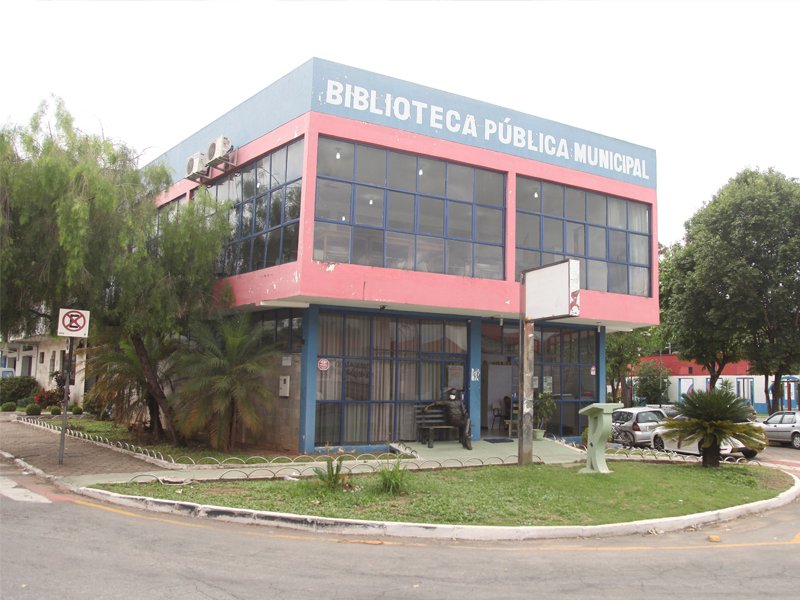 Biblioteca de Timóteo comemora 50 anos com programação cultural