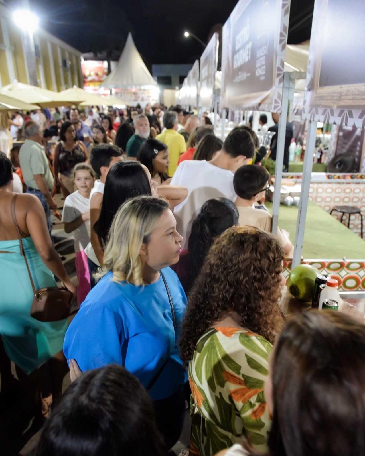 Festival gastronômico leva 7 mil pessoas à Paraíso
